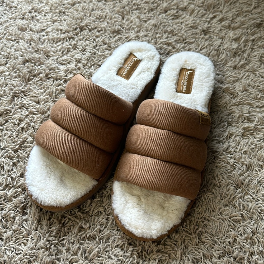 Koolaburra by Ugg slippers